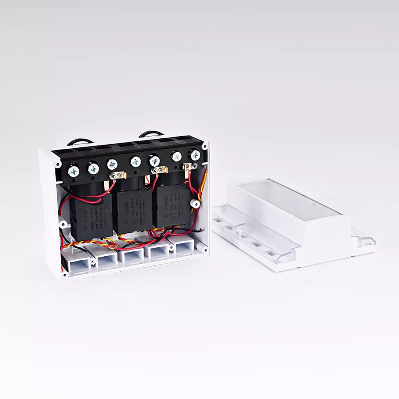 మూడు దశల రైలు మీటర్ బాక్స్ ఎలా పని చేస్తుంది?