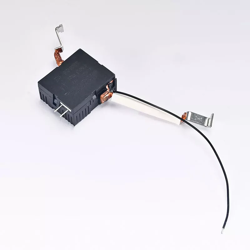 ఓవర్ వోల్టేజ్ మరియు అండర్ వోల్టేజ్ కోసం ప్రత్యేక లాచింగ్ రిలే